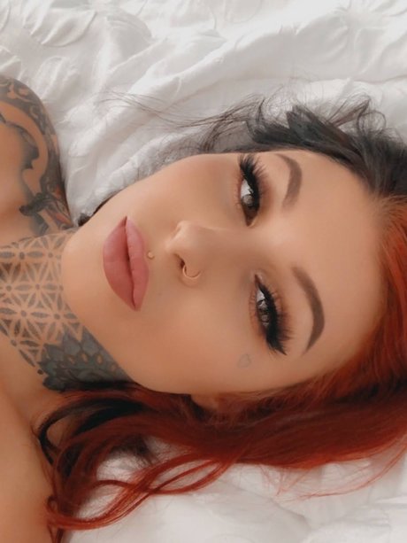 Foto di nudo di fuga di OnlyFans di Cali Harper
