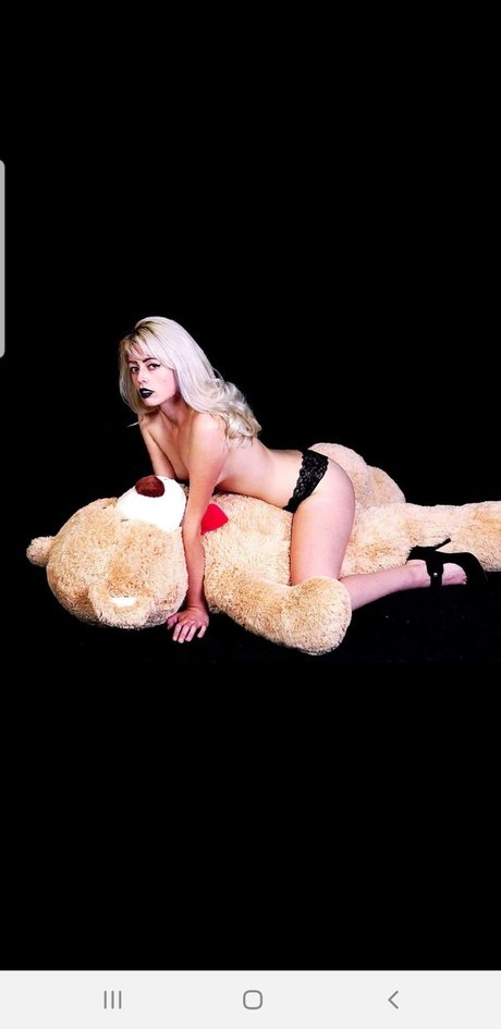 Foto di nudo di fuga di OnlyFans di Mizzymay101