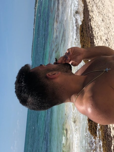 Foto di nudo di fuga di OnlyFans di Abi