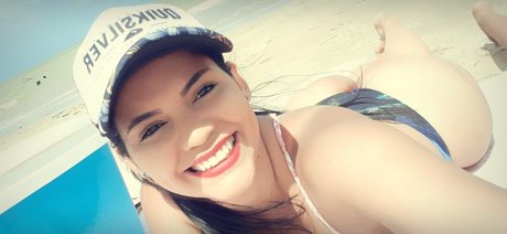 Tssia Fernanda