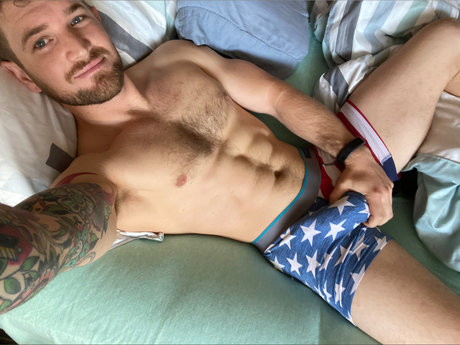 Foto di nudo di fuga di OnlyFans di Cameron Johnson