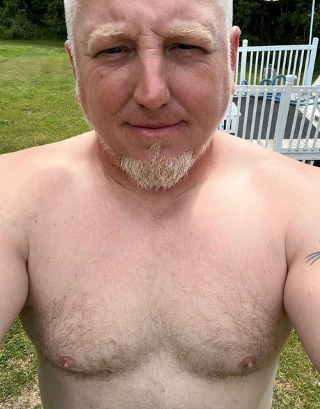 Foto di nudo di fuga di OnlyFans di Mojo