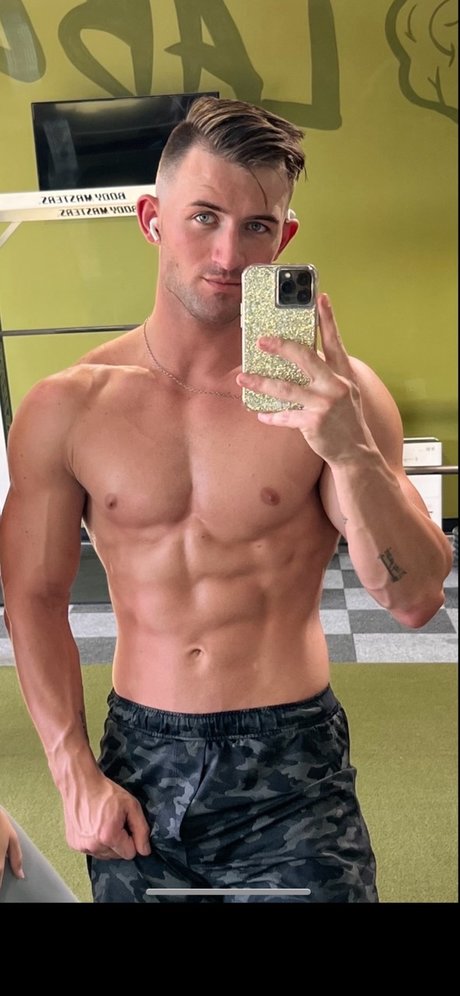 Foto di nudo di fuga di OnlyFans di Cashlovesu
