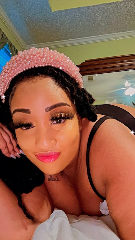 Foto di nudo di fuga di OnlyFans di Mstittycity