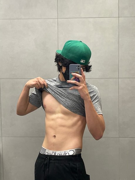 Foto di nudo di fuga di OnlyFans di Harol Ortega