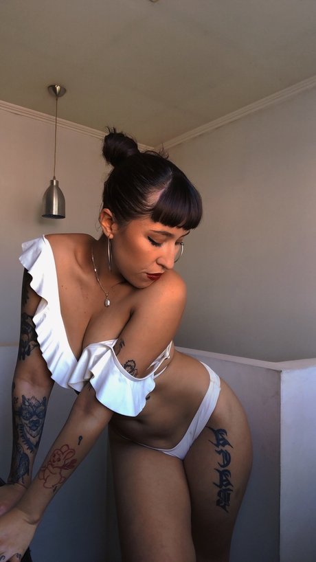 Foto di nudo di fuga di OnlyFans di Selina