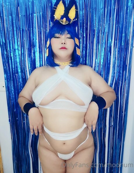 Foto di nudo di fuga di OnlyFans di Moonum