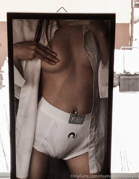 Foto di nudo di fuga di OnlyFans di Muminwannaplayed