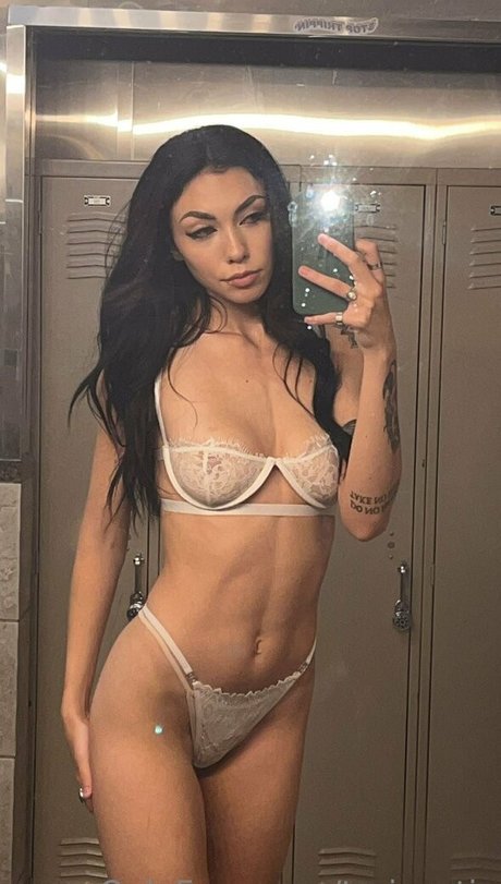 Foto di nudo di fuga di OnlyFans di Toriexotic