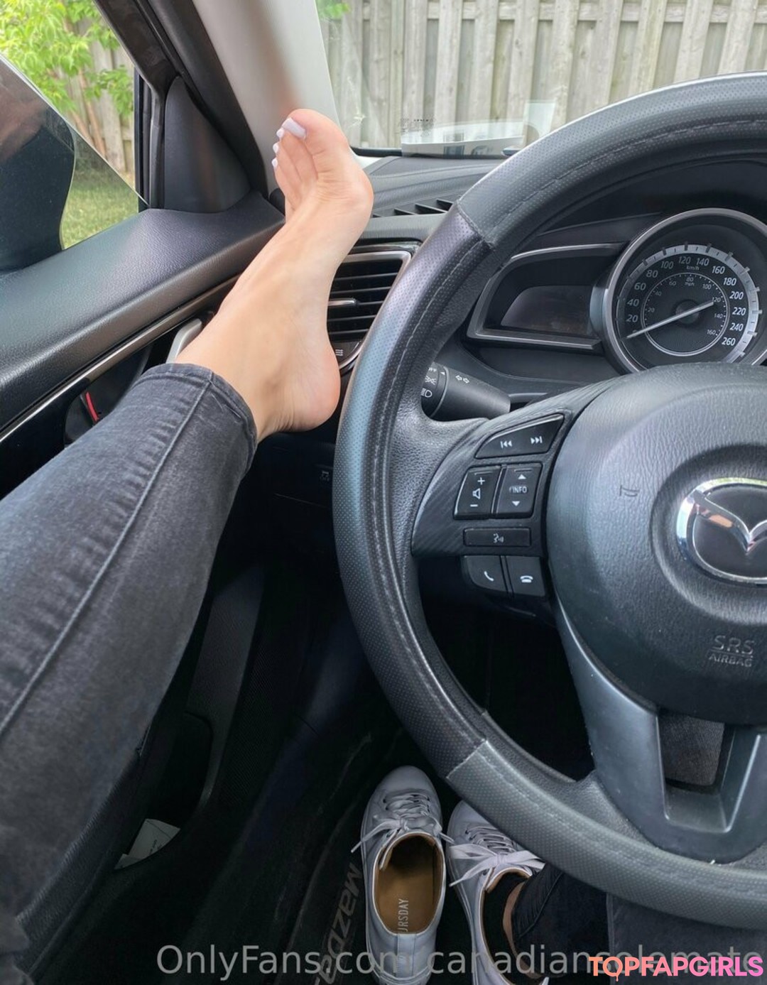 Foto di nudo di fuga di OnlyFans di Canadiansolemate #70 Foto di nudo di fuga di OnlyFans di Canadiansolemate #70