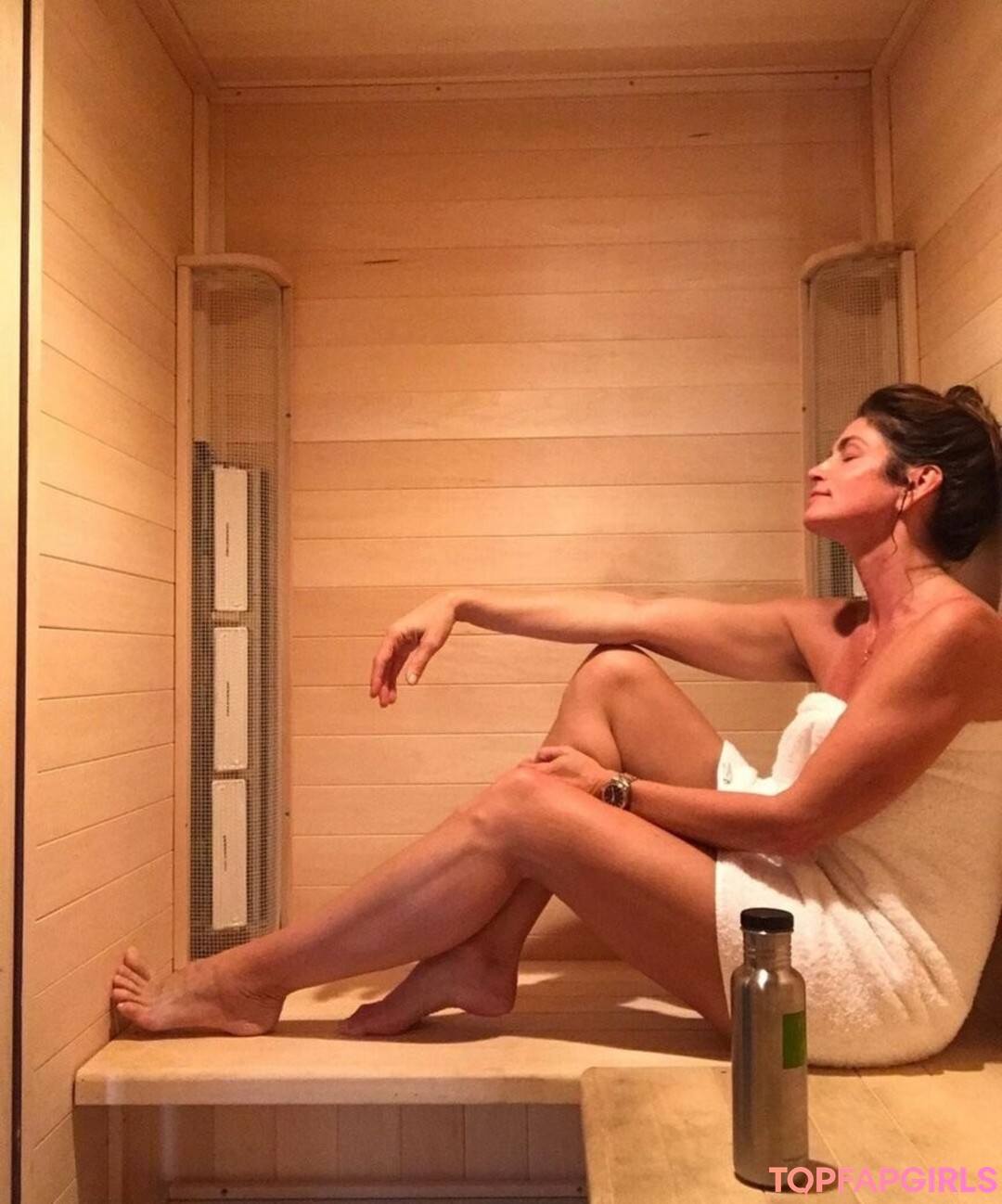 Foto di nudo di fuga di OnlyFans di Cindy Crawford #32 Foto di nudo di fuga di OnlyFans di Cindy Crawford #32