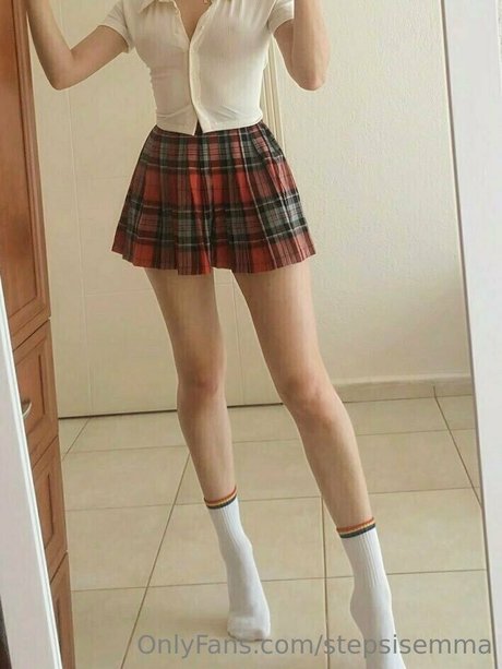 Foto di nudo di fuga di OnlyFans di Stepsisteremma