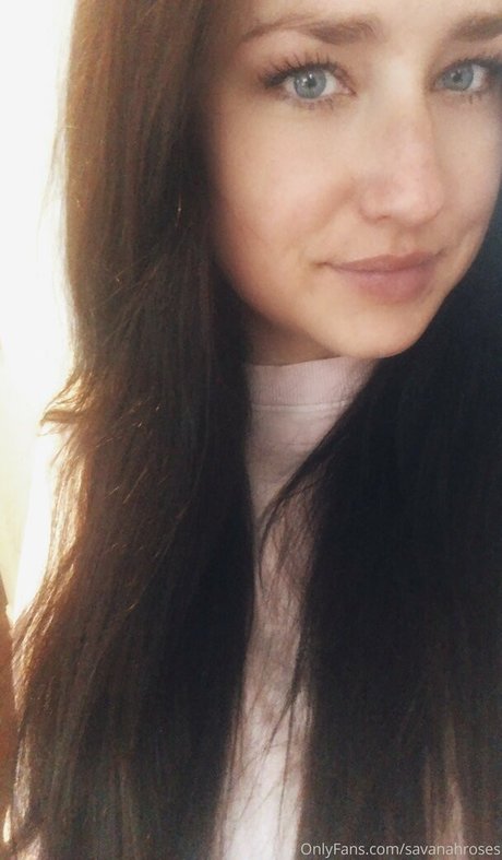 Foto di nudo di fuga di OnlyFans di Savanahroses