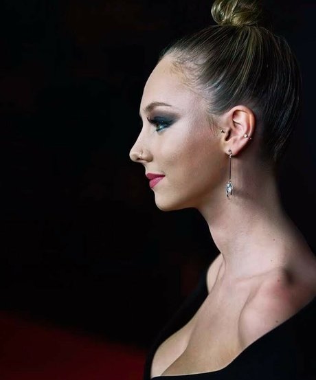 Ester Exposito