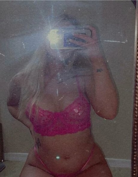 Foto di nudo di fuga di OnlyFans di Asmrbyk