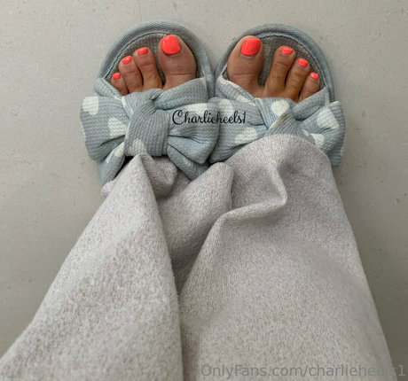 Foto di nudo di fuga di OnlyFans di Charlieheels1