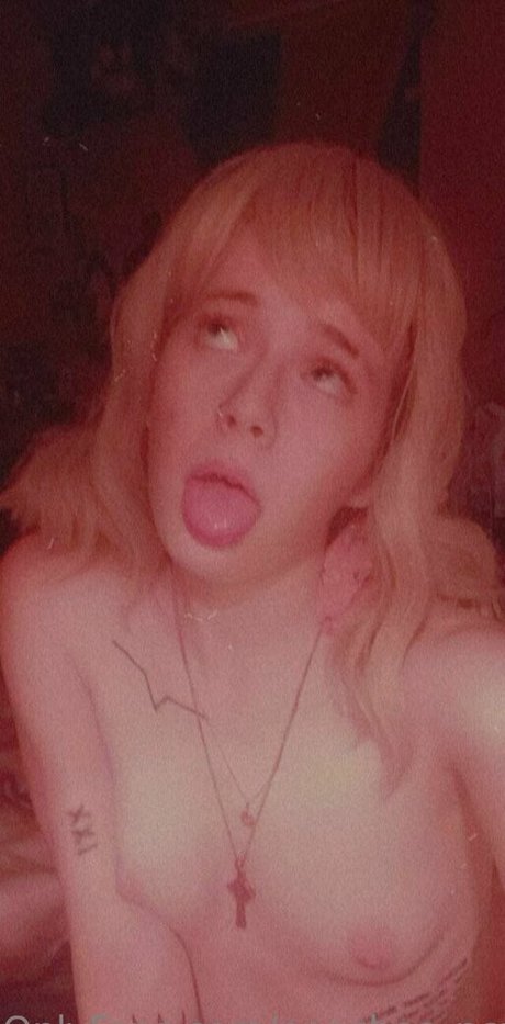 Foto di nudo di fuga di OnlyFans di Peachesncreamjpg