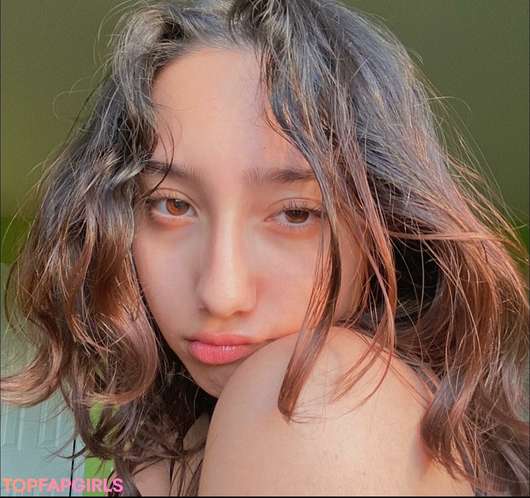 Foto di nudo di fuga di OnlyFans di Sabrina Pezeshkian #8 Foto di nudo di fuga di OnlyFans di Sabrina Pezeshkian #8