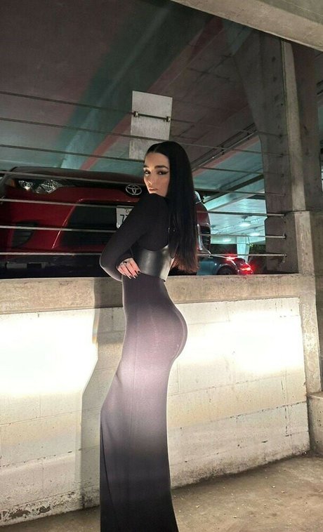 Foto di nudo di fuga di OnlyFans di Indiana Massara