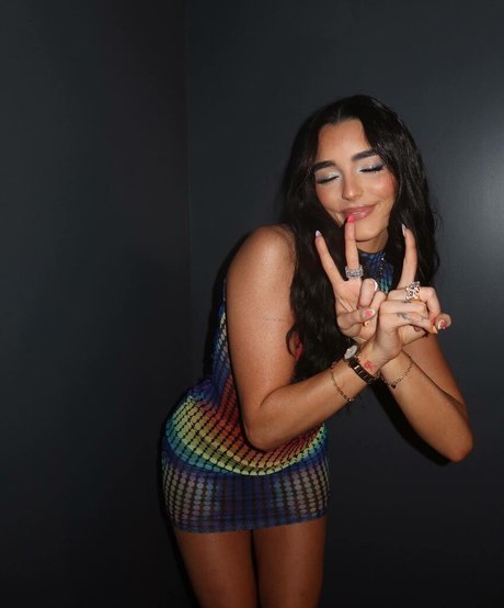 Foto di nudo di fuga di OnlyFans di Indiana Massara