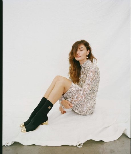 Phoebe Tonkin