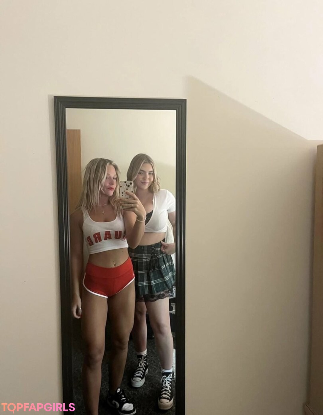 Foto di nudo di fuga di OnlyFans di Sierra Bellingar #147 Foto di nudo di fuga di OnlyFans di Sierra Bellingar #147