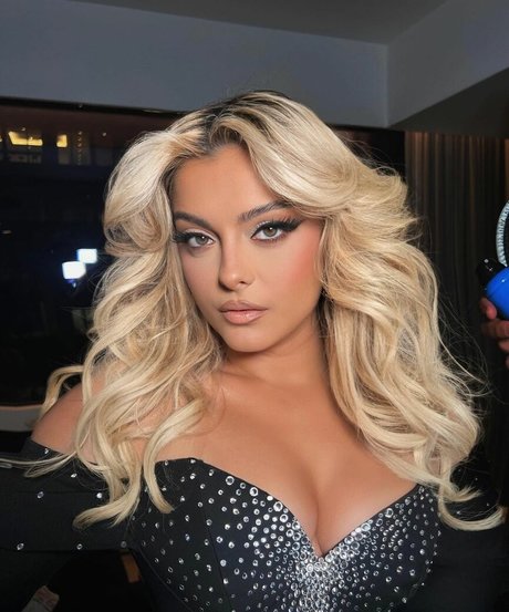 Foto di nudo di fuga di OnlyFans di Bebe Rexha