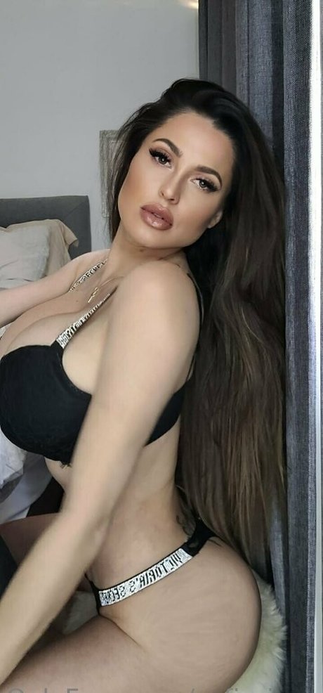 Foto di nudo di fuga di OnlyFans di Sofiprinss