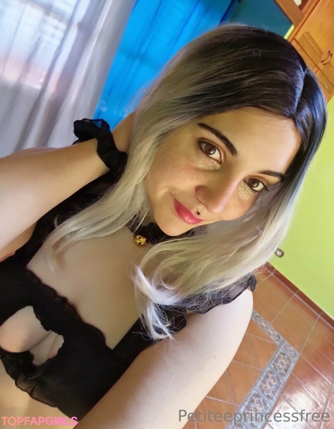 Foto di nudo di fuga di OnlyFans di Petiteeprincessfree #194 Foto di nudo di fuga di OnlyFans di Petiteeprincessfree #194