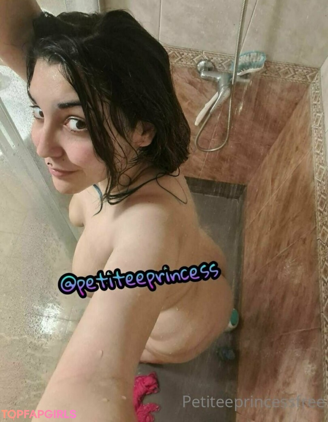 Foto di nudo di fuga di OnlyFans di Petiteeprincessfree #7 Foto di nudo di fuga di OnlyFans di Petiteeprincessfree #7