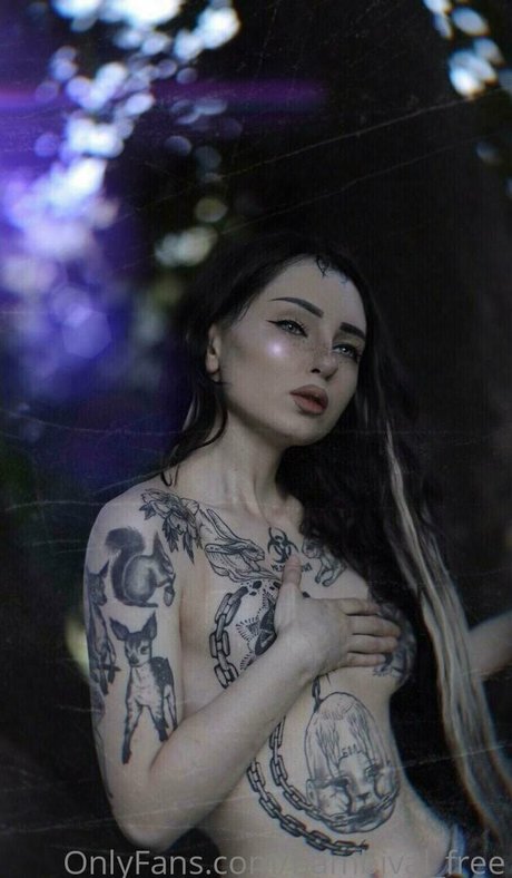 Foto di nudo di fuga di OnlyFans di Bambivalfree