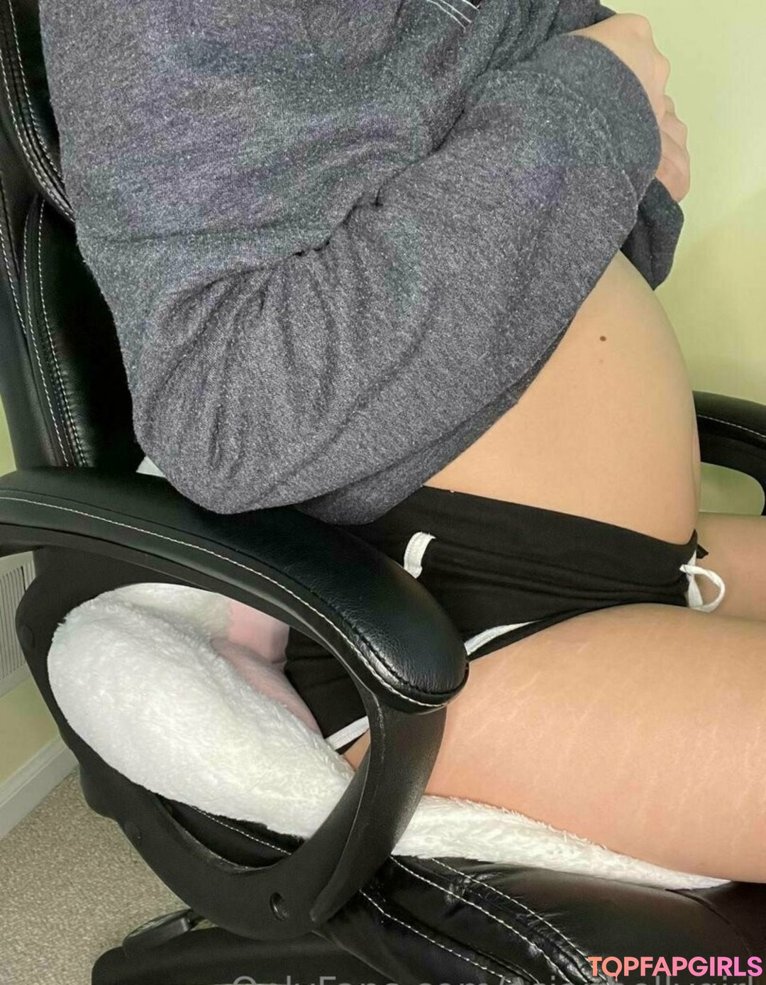 Foto di nudo di fuga di OnlyFans di Asianbellygirl #182 Foto di nudo di fuga di OnlyFans di Asianbellygirl #182