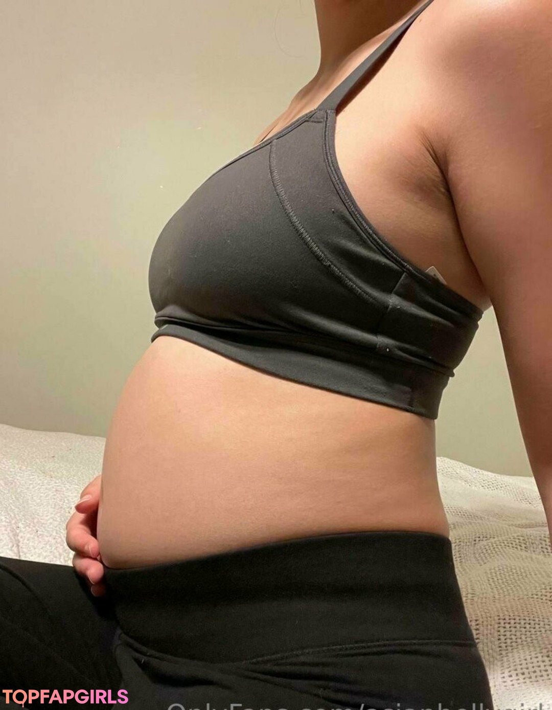 Foto di nudo di fuga di OnlyFans di Asianbellygirl #202 Foto di nudo di fuga di OnlyFans di Asianbellygirl #202