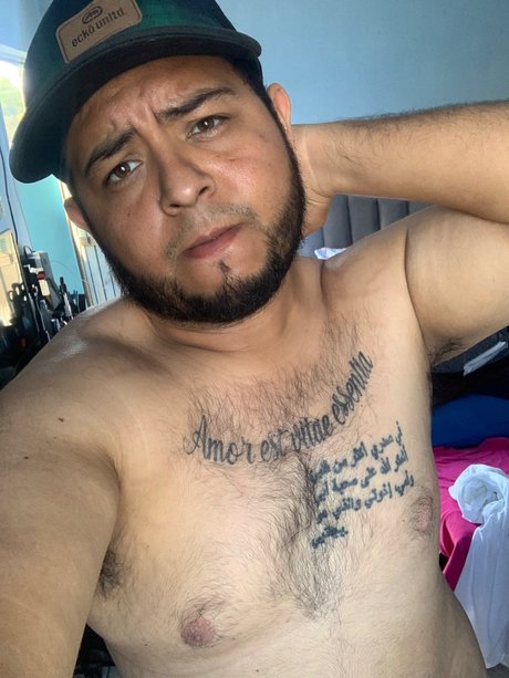 Foto di nudo di fuga di OnlyFans di Dan Morales 