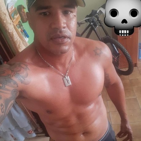 Foto di nudo di fuga di OnlyFans di Scar Vive