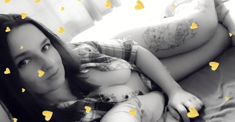 Foto di nudo di fuga di OnlyFans di Curvie Emma
