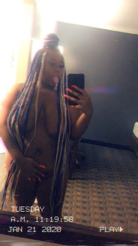 Foto di nudo di fuga di OnlyFans di Fatty 