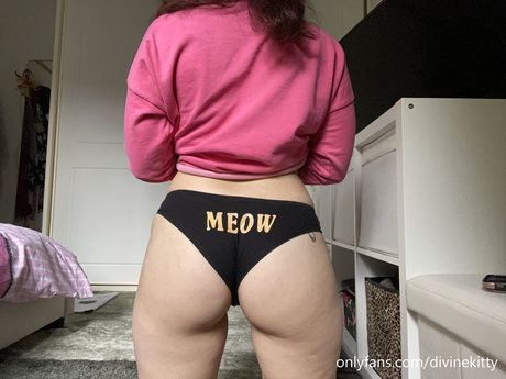 Alison Divine