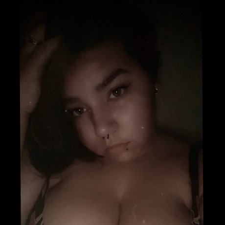 Foto di nudo di fuga di OnlyFans di Cece