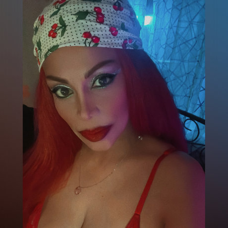 Foto di nudo di fuga di OnlyFans di Ninah Sophia