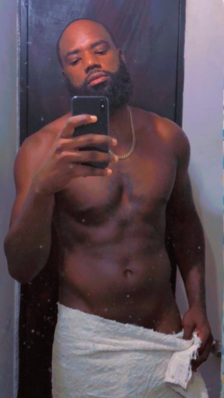 Foto di nudo di fuga di OnlyFans di Naxel Big
