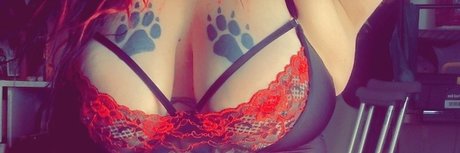 Foto di nudo di fuga di OnlyFans di Crazyred
