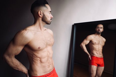 Foto di nudo di fuga di OnlyFans di  