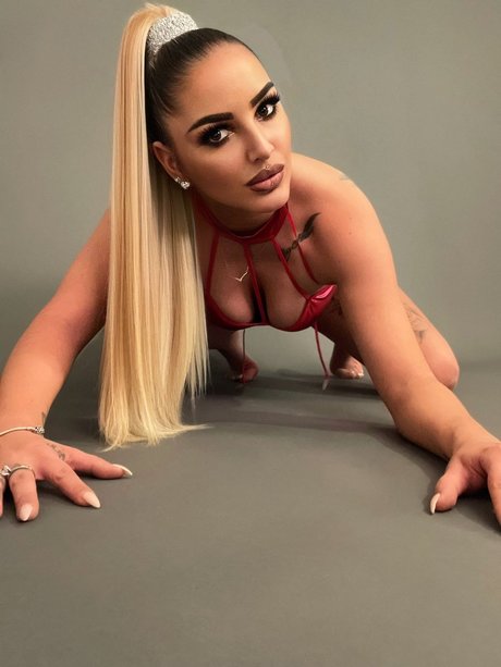 Foto di nudo di fuga di OnlyFans di Candy   Damn