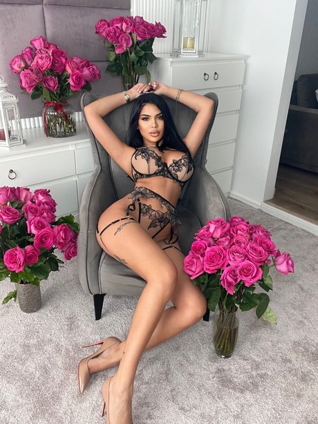 Foto di nudo di fuga di OnlyFans di B3llahot