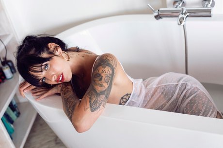 Foto di nudo di fuga di OnlyFans di Nesty Sg Free Account
