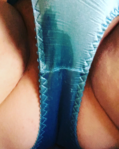Foto di nudo di fuga di OnlyFans di Nerdyvixen888