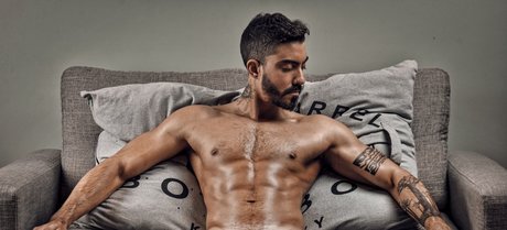 Foto di nudo di fuga di OnlyFans di Nico Bello