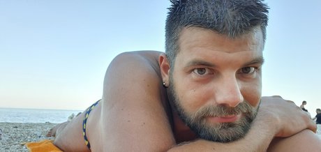 Foto di nudo di fuga di OnlyFans di Nico Arad 