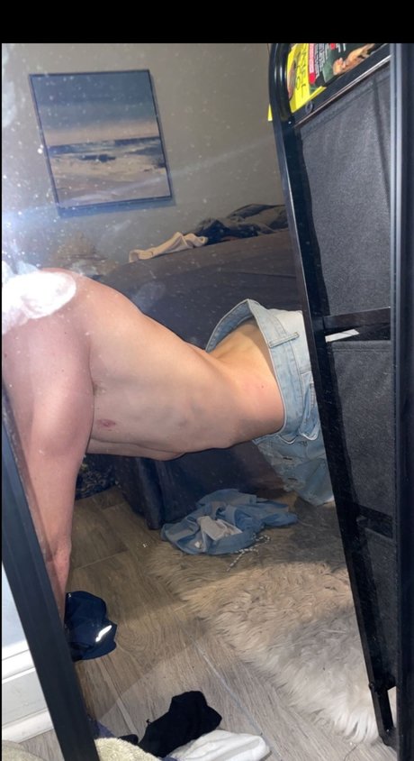 Foto di nudo di fuga di OnlyFans di Saint Nick
